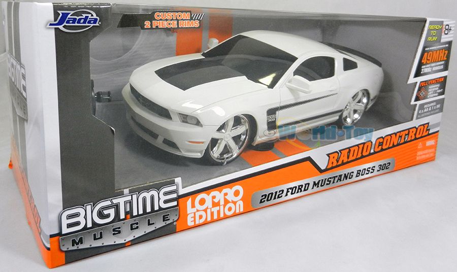 Jada 1 16 Radio Control LoPro 2012 Ford Mustang Boss 302 RC Car