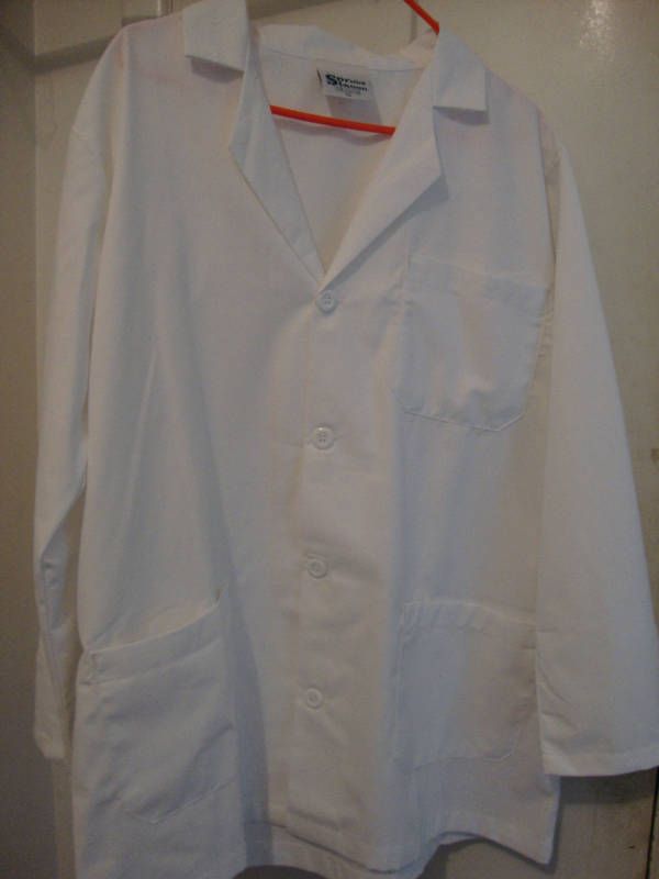  SS02 Men's Short Lab Coat White