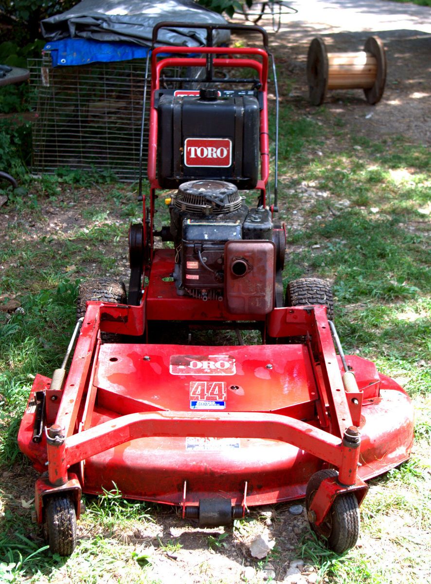 Toro Walk Behind 44 30112 Commercial Mower