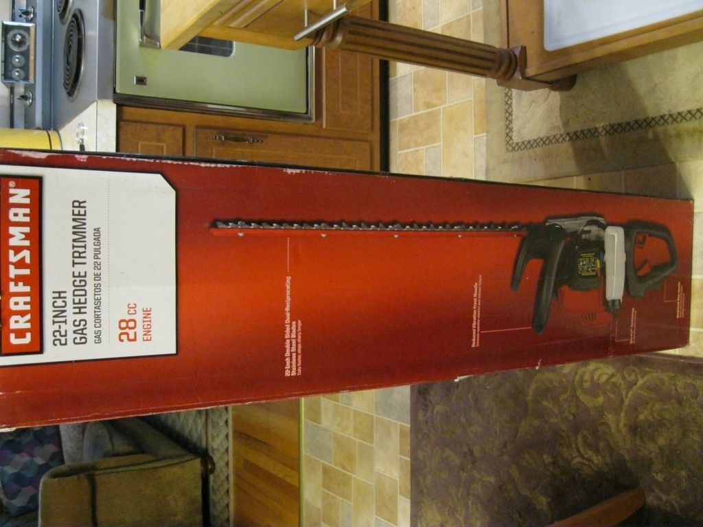 Craftsman Gas Hedge Trimmer 22 inch 28 CC