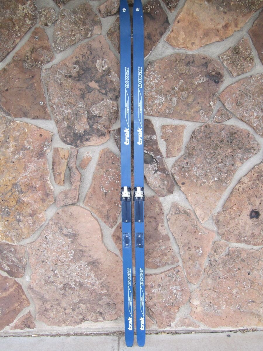 Trak No Wax Cross Country Skis w Salomon SNS Bindings Excel Poles