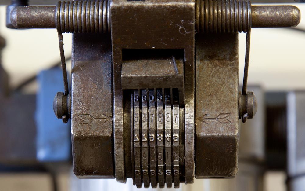 This is a 6 digit sequential edge numbering machine for coins, tokens