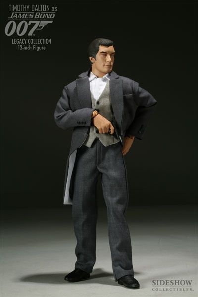 Sideshow 1 6 James Bond 12 Timothy Dalton Legacy Collection 30 cm