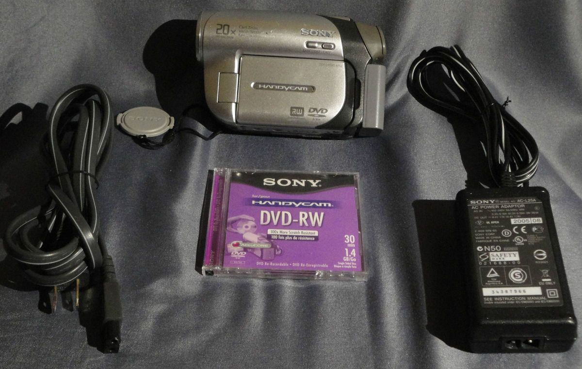 Sony Handycam DCR DVD92 Camcorder Black Silver Video Camera Mini DVD