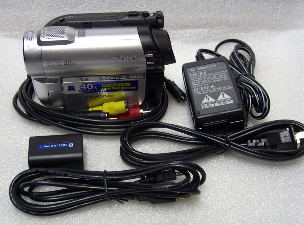 Sony DCR DVD610 Digital DVD Camcorder Video Recorder 60 Days Warranty