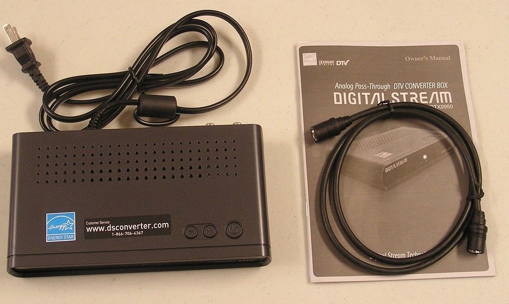 Digital Stream Digital to Analog Converter w Pass through DTX9950