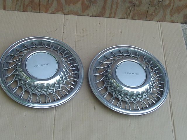 Dodge Hubcap 14 Wire Spoke 1991 1993 Dynasty Caravan Auto