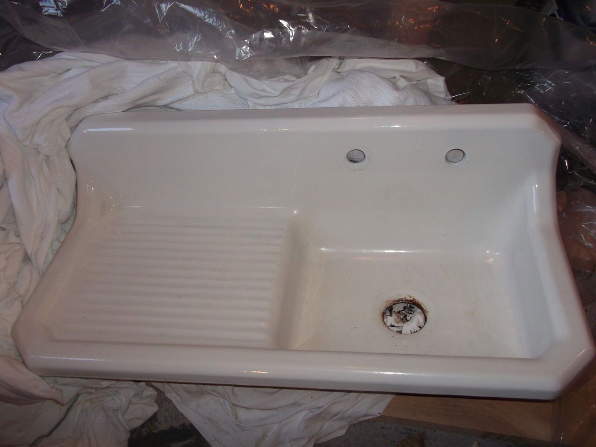  Enamel Farmhouse Kitchen Sink Wall Mount White with Drainboard