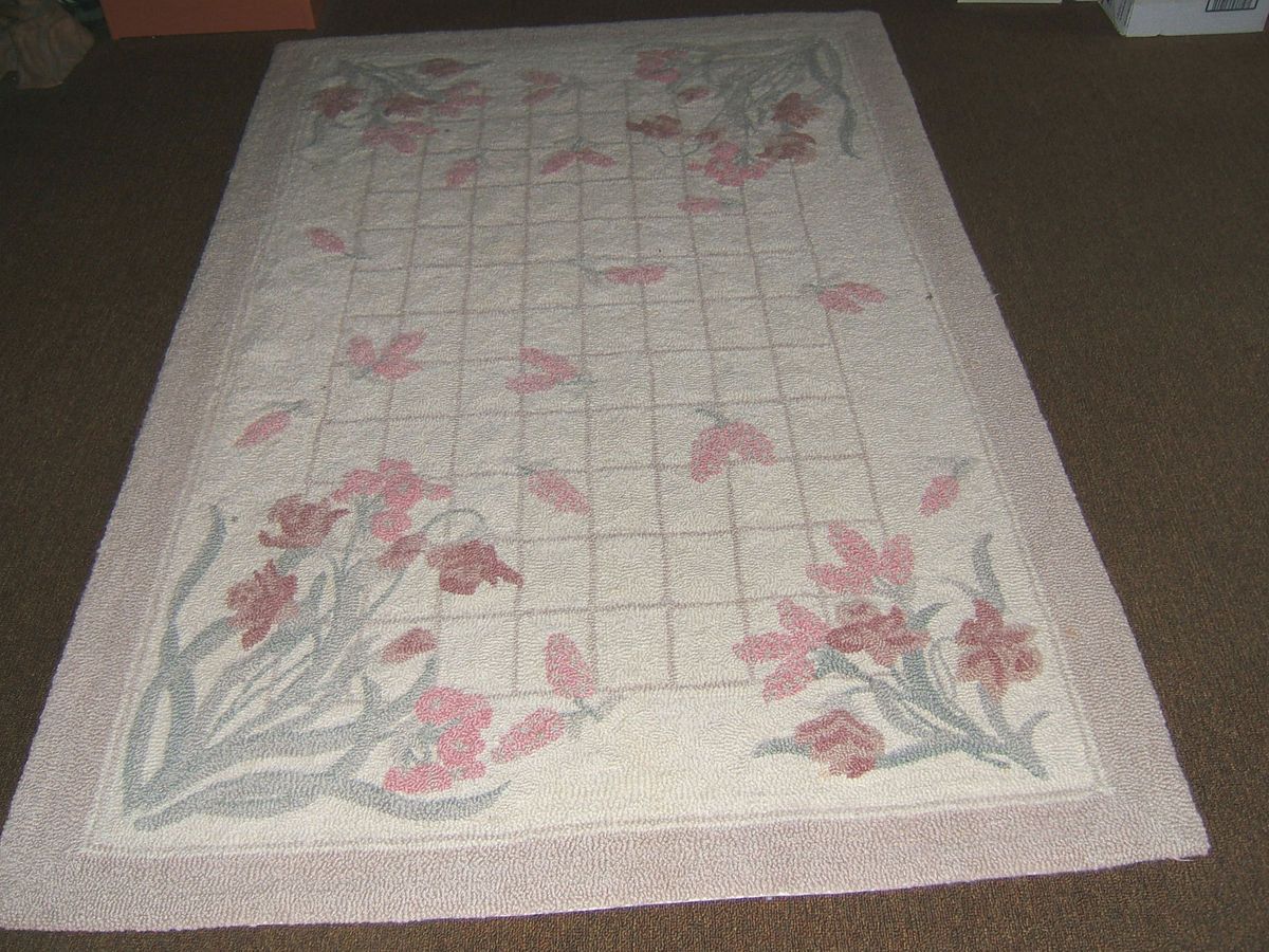  vintage100% wool HOOKED RUG ~ANTIQUE~47 x 70~Shabby Cottage~Prairie