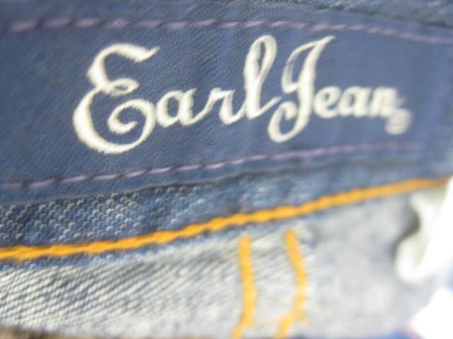 you are bidding on a earl jean long jean denim straight skirt size