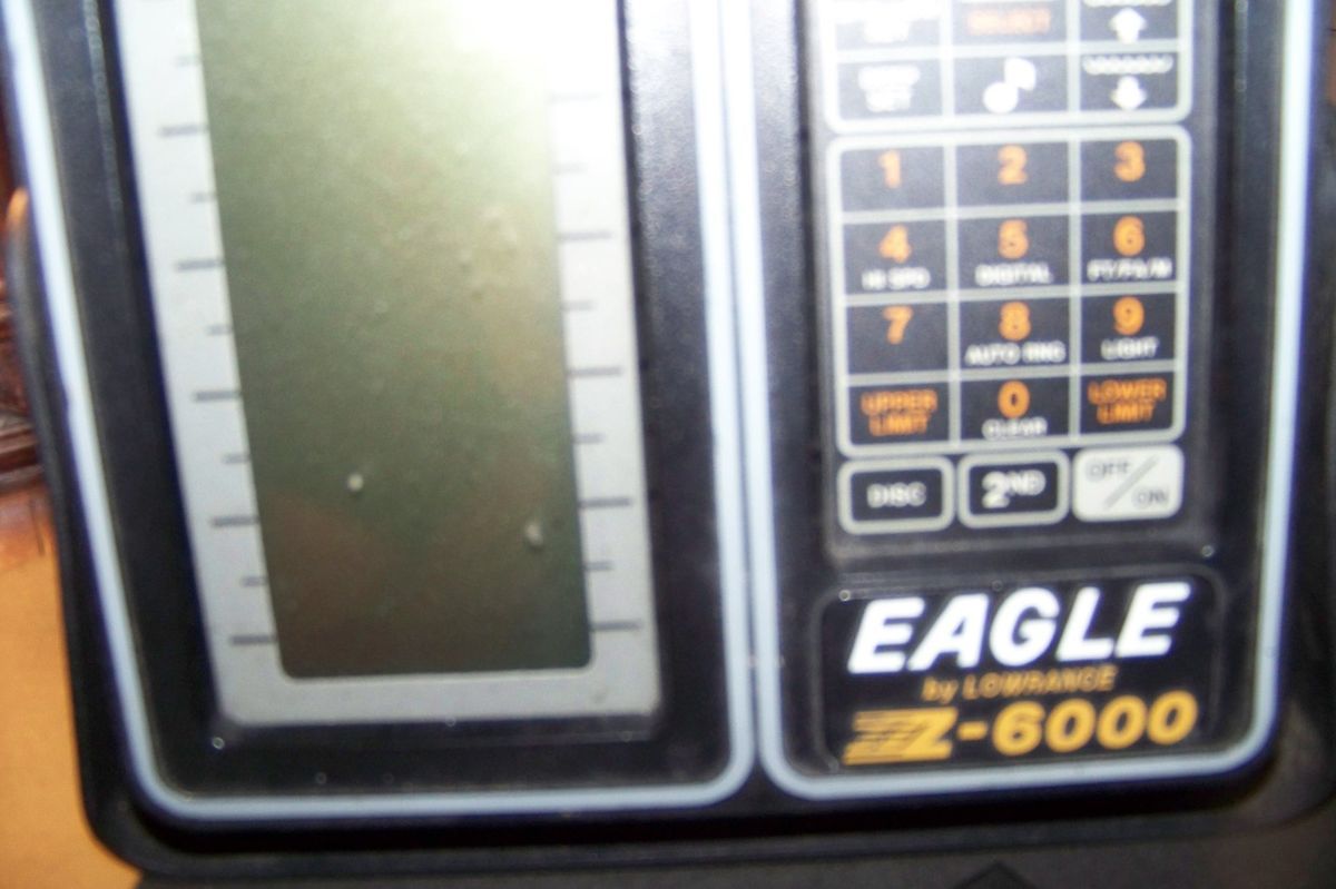 Eagle Z6000 fish finder by Lowance