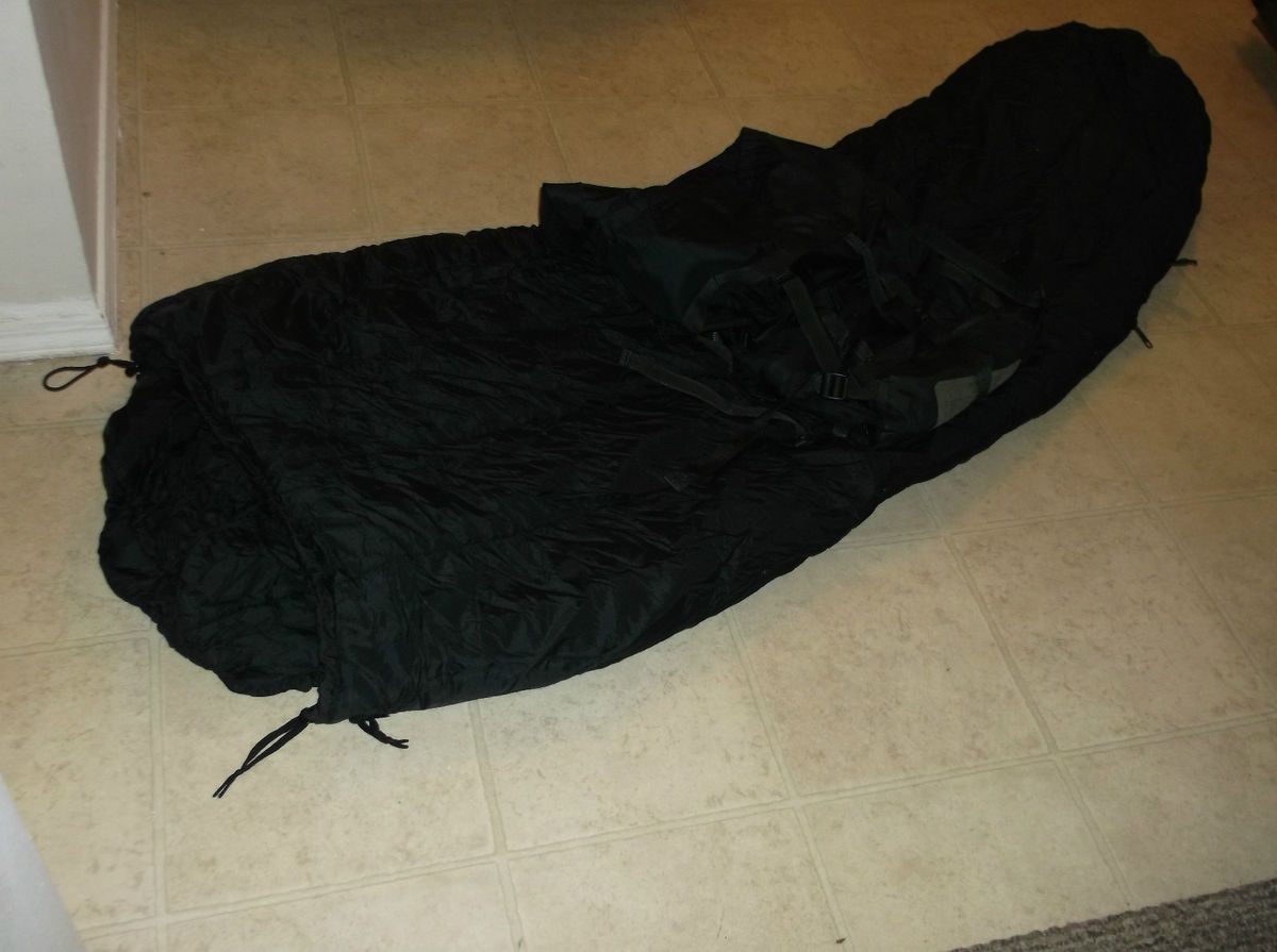 US Military 2 Piece Modular Intermediate Patrol Sleeping Bag