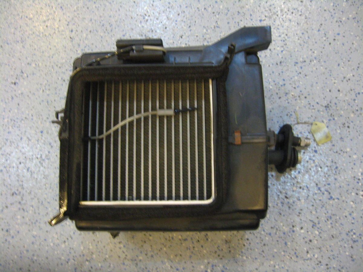 97 Honda PRELUDE AC Evaporator Evap unit out of a 97 Honda Prelude in