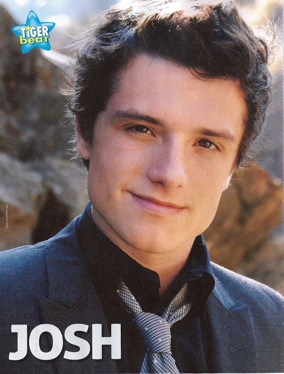  Games Josh Hutcherson 8 x 10 Mini Pin Up B w Roshon Fegan