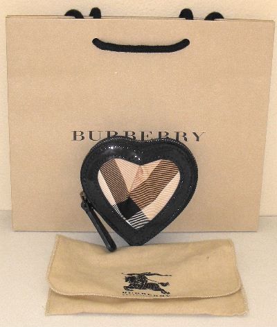 Burberry Womens Nova Check Heart Zip Coin Holder Jet Blue $155