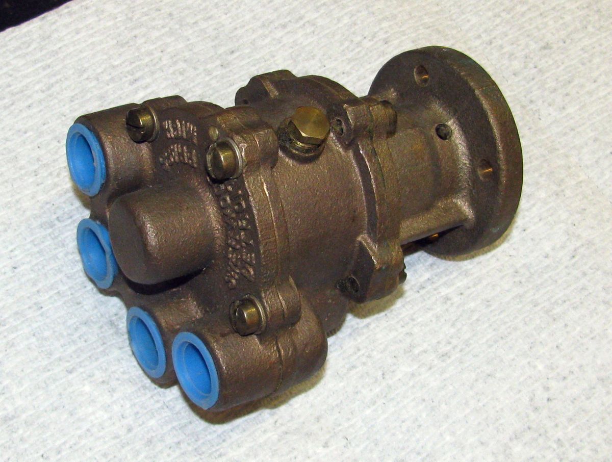 Chris Craft New Water Pump 283 283M 430 431 Sherwood