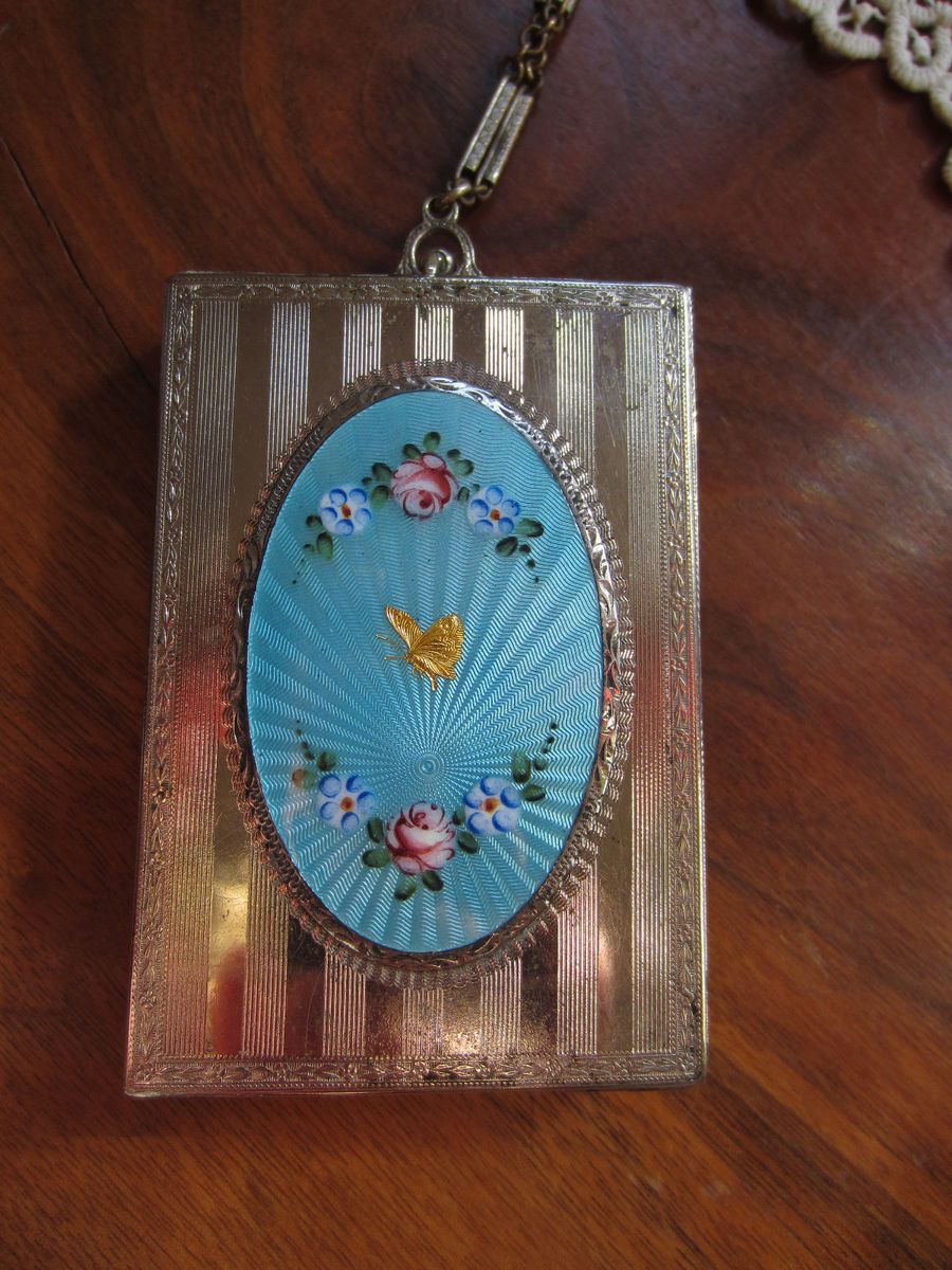 1920s Vintage Guilloche Enameled Compact 14kt Gold Butterfly Dance