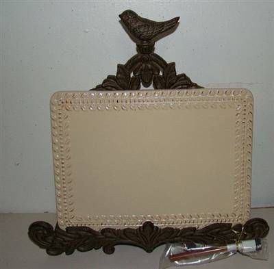 Gracious Goods GG Collection House Finch Message Board