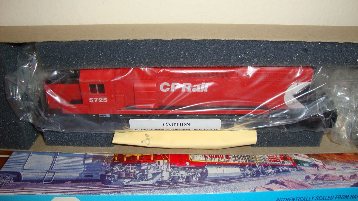  Athearn CP Rail SD40 2 Dummy