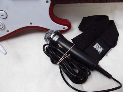 Wii Rockband Mic Microphone Fender Wireless Stratocaster Guitar