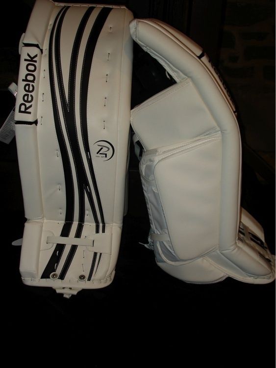 New Reebok P4 14k Goalie Pad 34 1 White Black