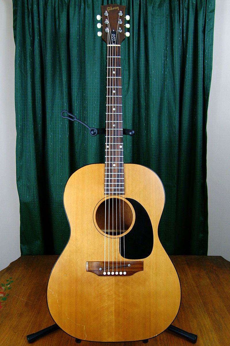 Early 1970s Gibson LG 0 Folk Guitar