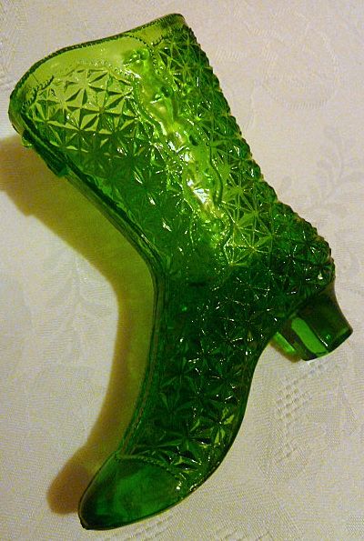 Mosser Glass 1973 Green 108 Victorian Shoe Fine Cut High Button Boot