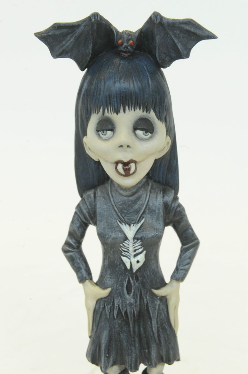 VAMPIRE GIRL 1960s Jack Davis GILLMAN HOUSE Garage Kit NUTTY MAD Pro