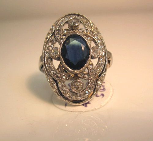 INCREDIBLE TRUE ANTIQUE 1910 2.50CT DIAMOND & OVAL SAPPHIRE 18K WHITE