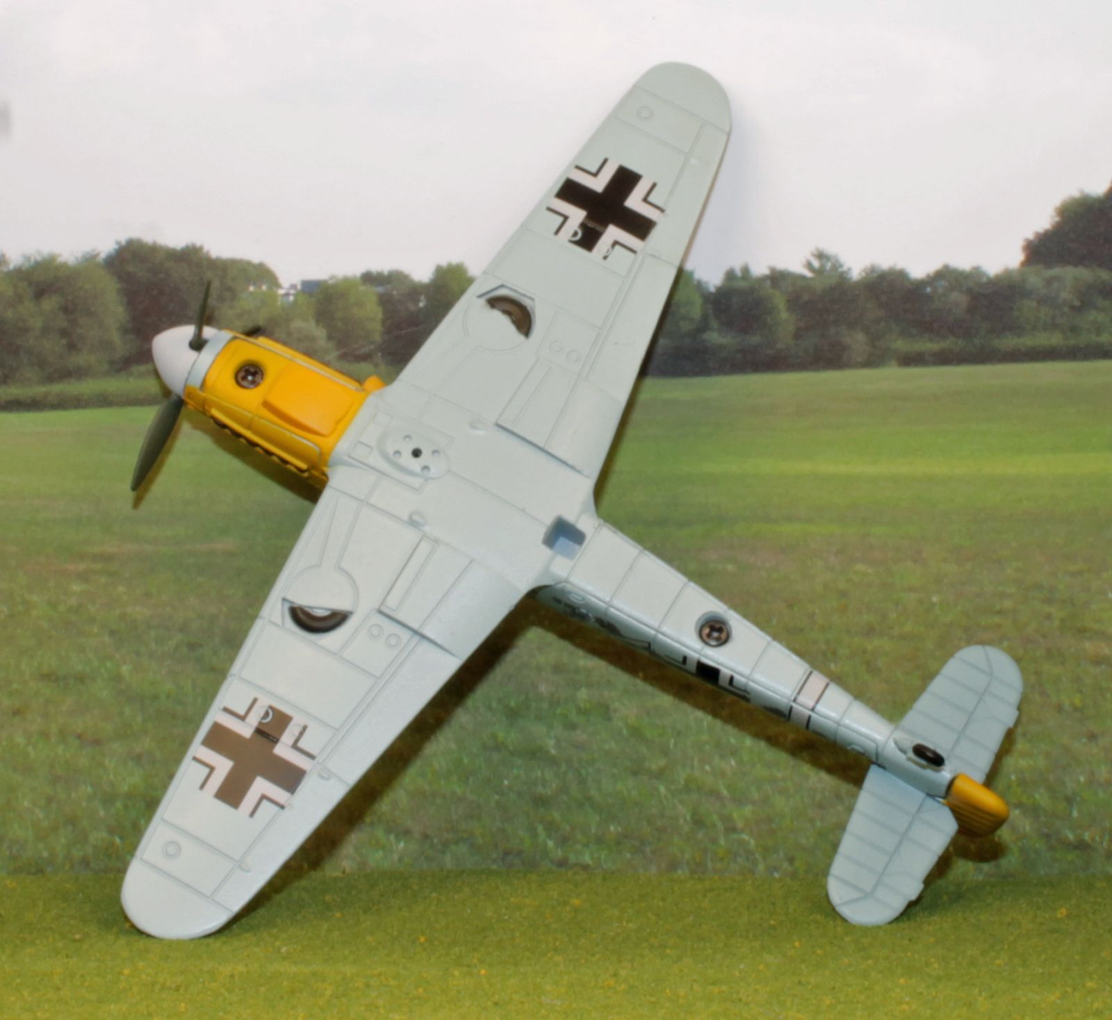 Oxford Diecast AC026 Bf 109F 2 Hauptmann Hans Hahn, III./JG 2 172