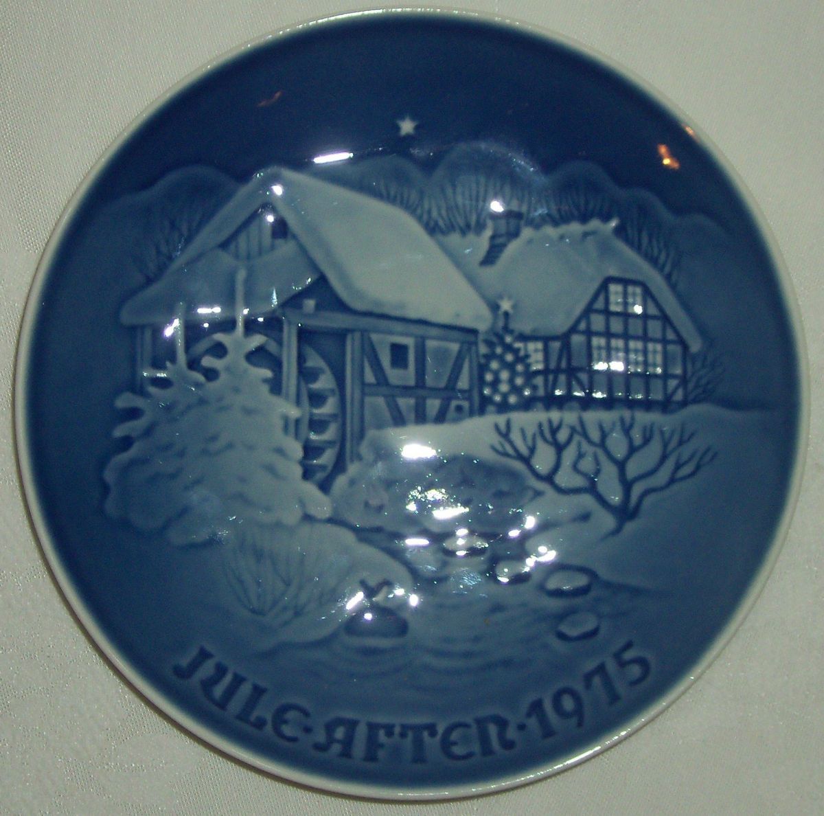 Copenhagen Porcelain 1975 Collector Plate Made in Denmark