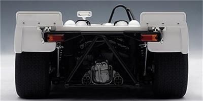 Steve McQueens 1970 Porsche 908 2 66A 1 18 by Autoart