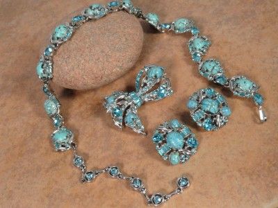 Vintage Hollycraft Parure Necklace Pin Earrings Set Rhinestone Blue