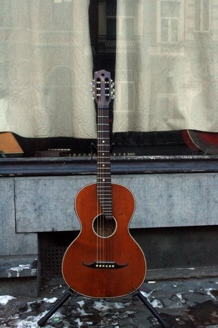 Parlor Guitar Ignaz Roider 1920S