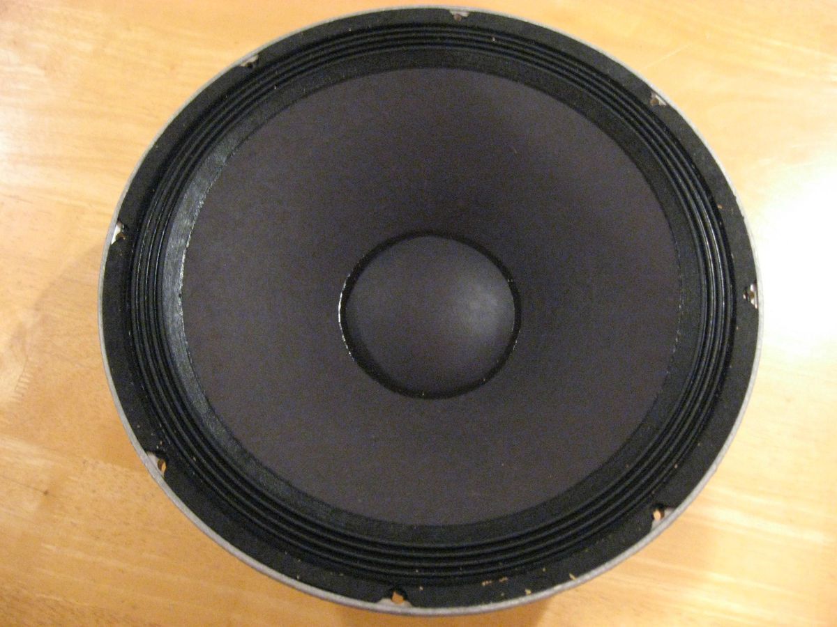 Peavey 15 inch Black Widow Speaker