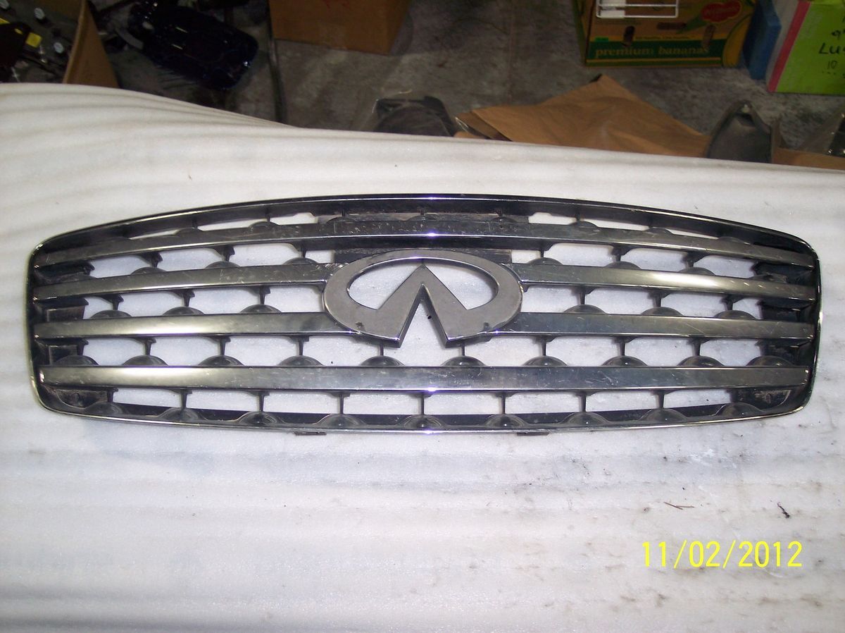 03 04 05 Infiniti FX35 FX45 Grill Front Used