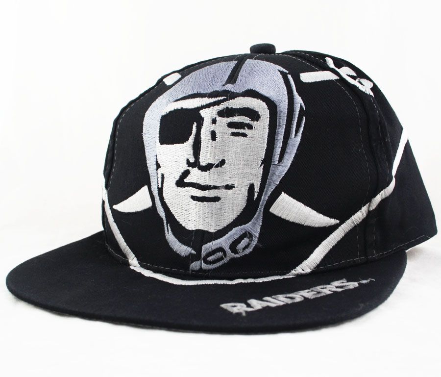 Big Logo Raiders snapback hat. Sister company to the Game, this Inter