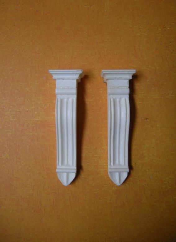 Dollhouse Miniature Cast Resin Reeded Bracket AE508 2pc