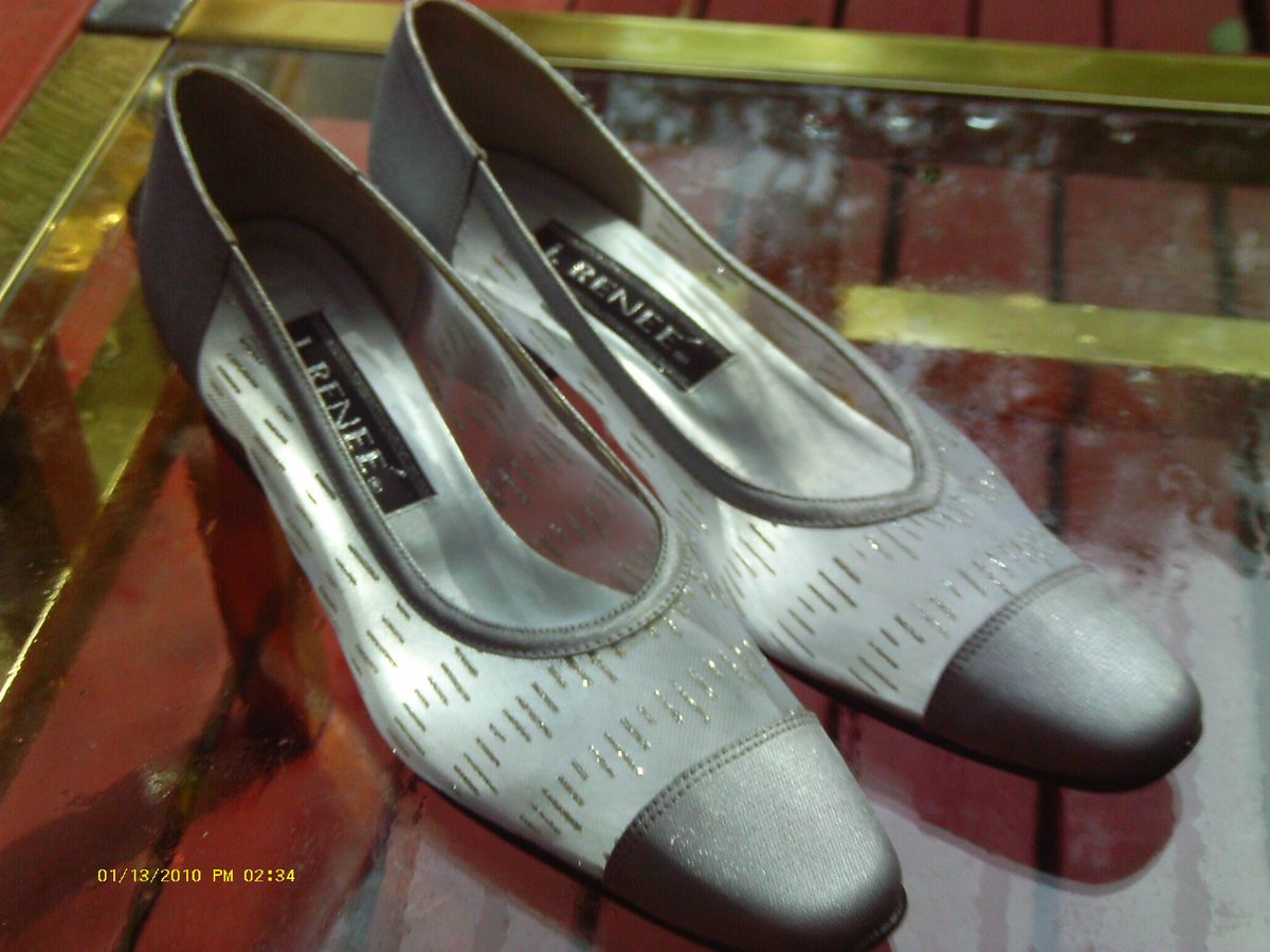 Renee Silver Low Heel Dress Shoes Womens Size 7 5N