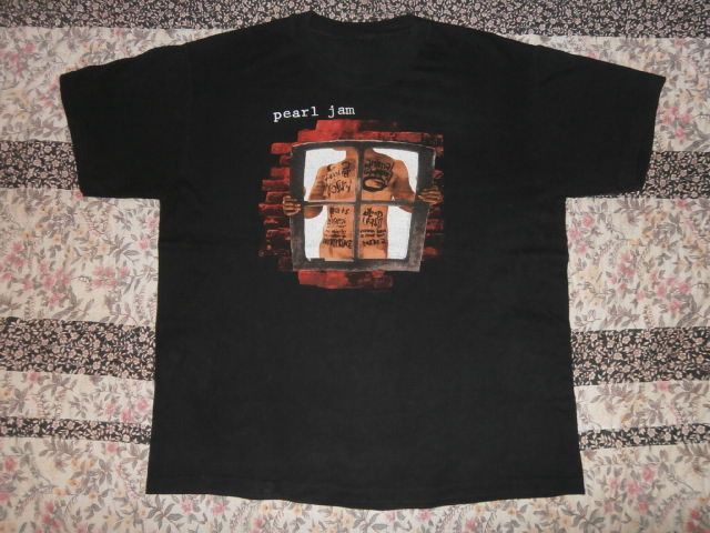 Pearl Jam t shirt tour concert rock grunge alternative band 90s