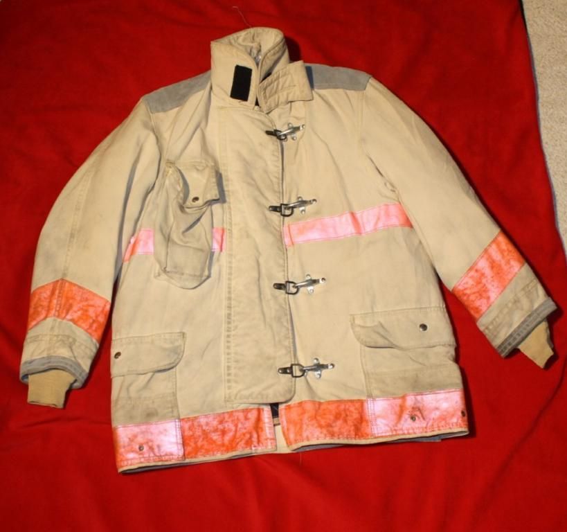 Janesville Firefighter Turnout Coat Size LG White