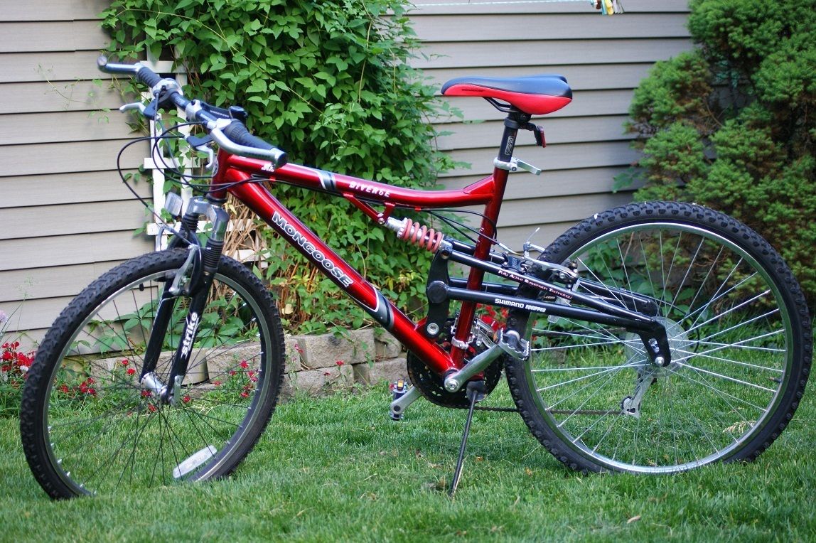 Mens 26 Mongoose Bike