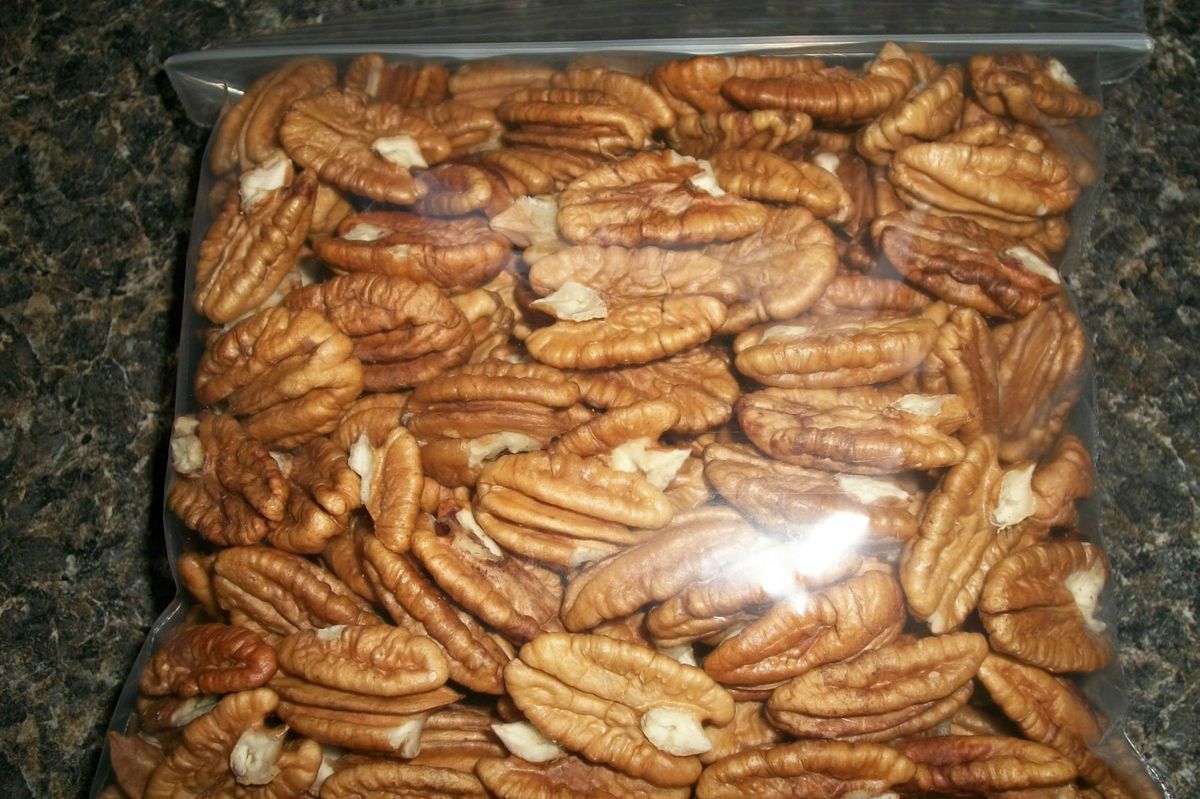 Fresh North Carolina Shelled Pecans 2012 Crop 1lb