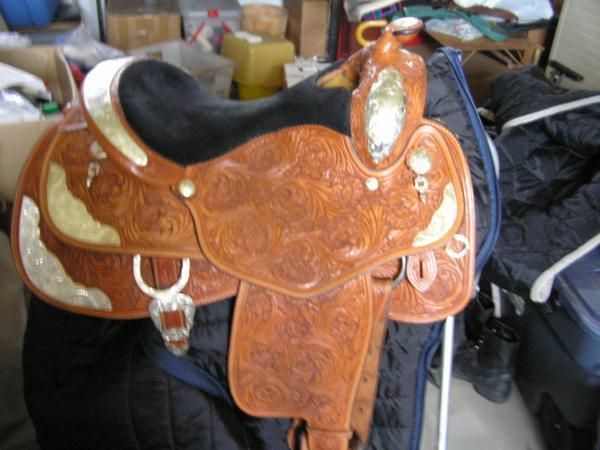 Light Oil Custom Circle Y Equitation Saddle