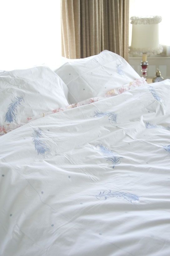 Lollia Peacock Feathers Duvet Queen Size