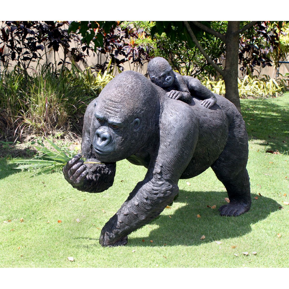 Life Size Lowland Jungle Wildlife Gorilla w Baby on Back Yard