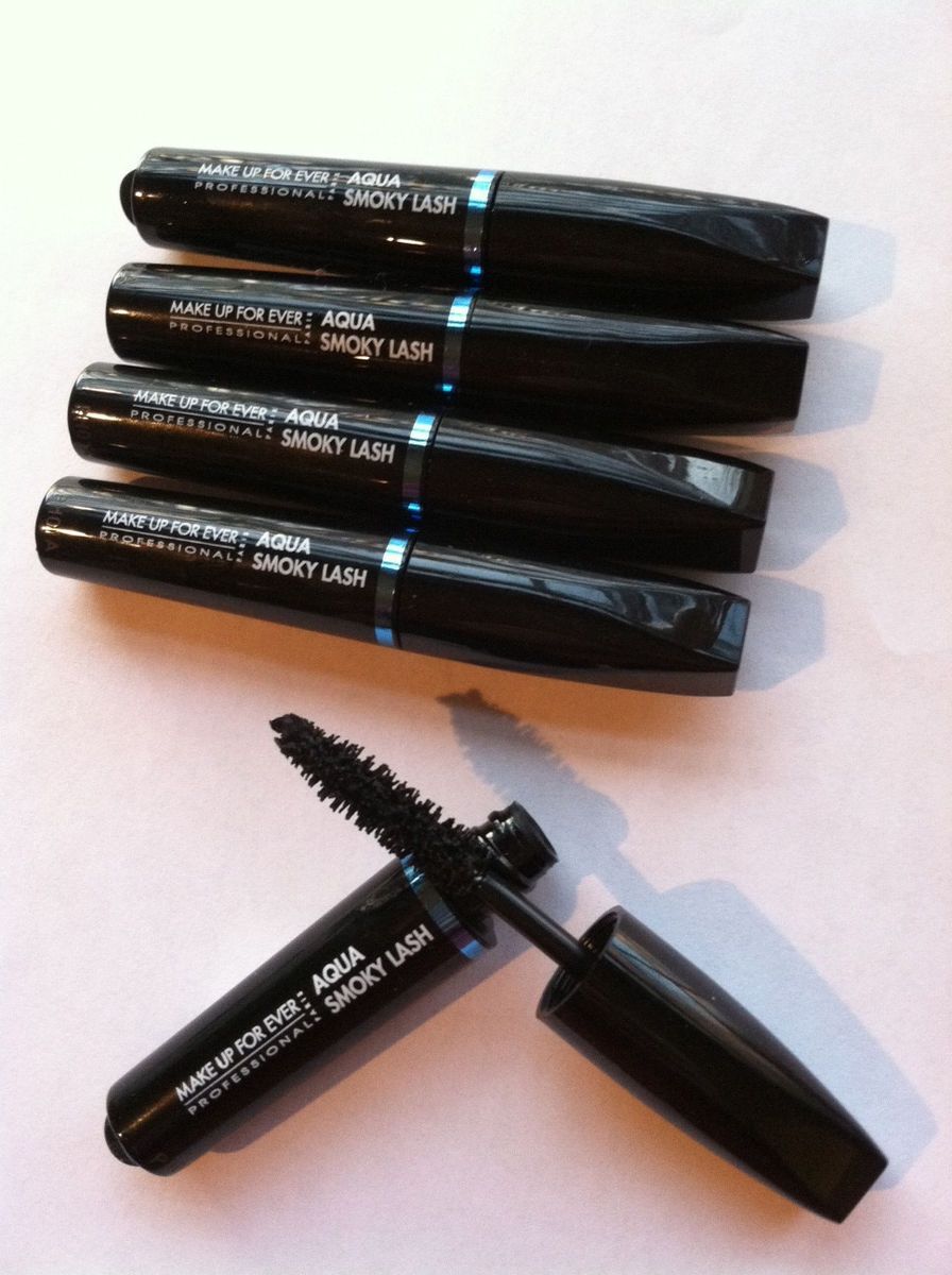 MAKE UP FOR EVER AQUA SMOKY LASH WPRF TRAVEL MASCARA IN EXTRA BLACK