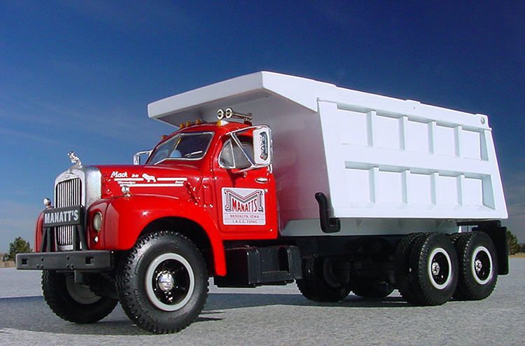 RARE Manatts of Brooklyn Iowa 1960 B Mack Dumptruck First Gear