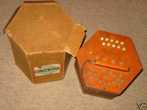 Interesti Old Martinelli Concertina Octogonal in Box