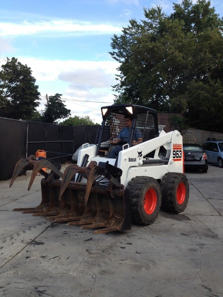 Bobcat 963 Skid Steer Low Hours Only 998 in NYC